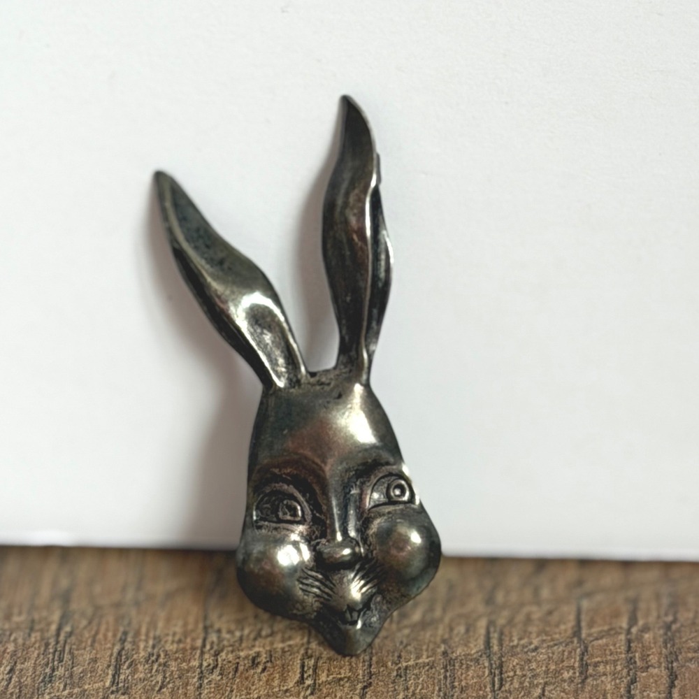 Rabbit Head Brooch Pin Women Silver Tone Antiqued Vintage Style